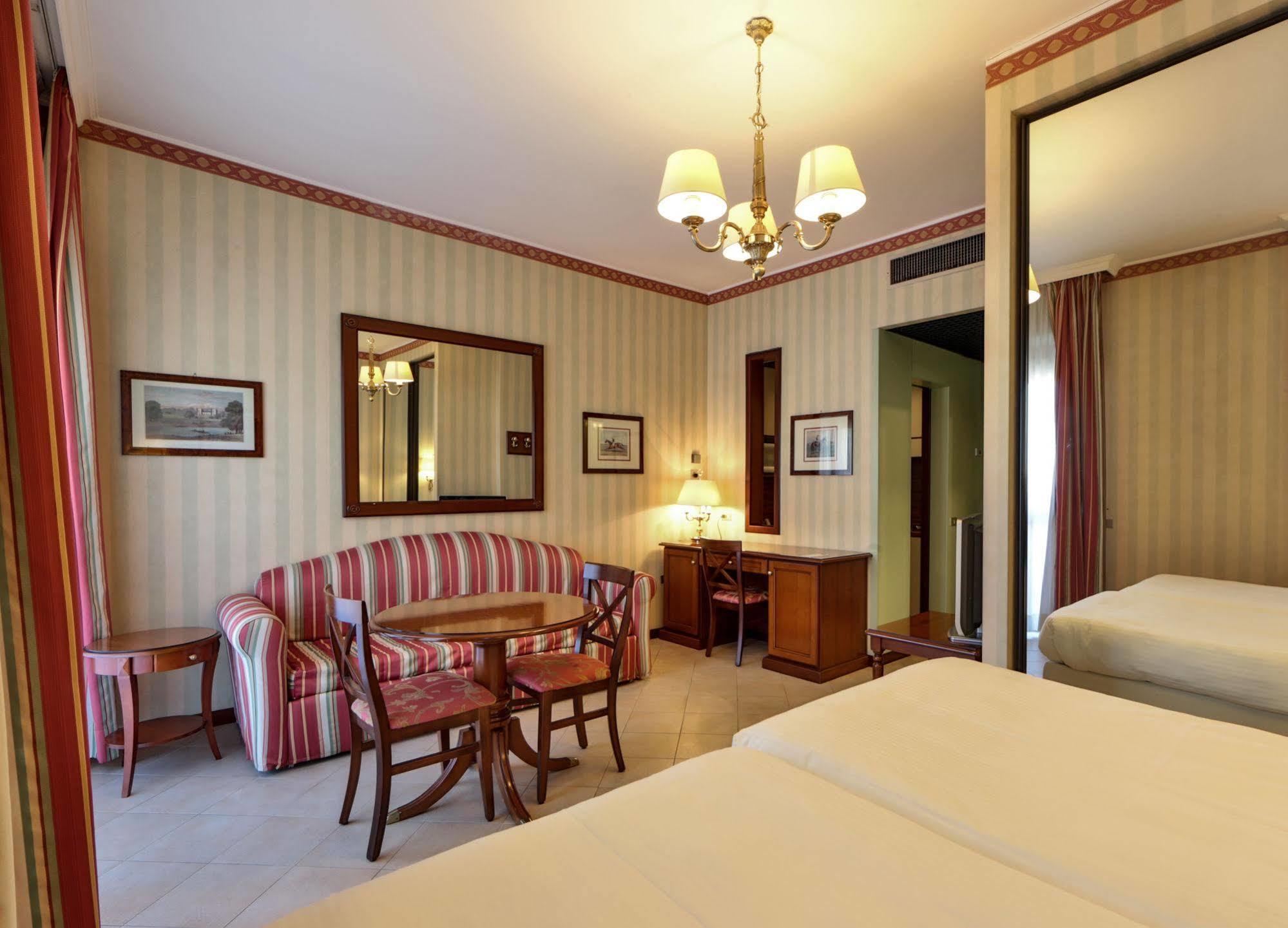UNAWAY Hotel&Residence Contessa Jolanda Milano Esterno foto