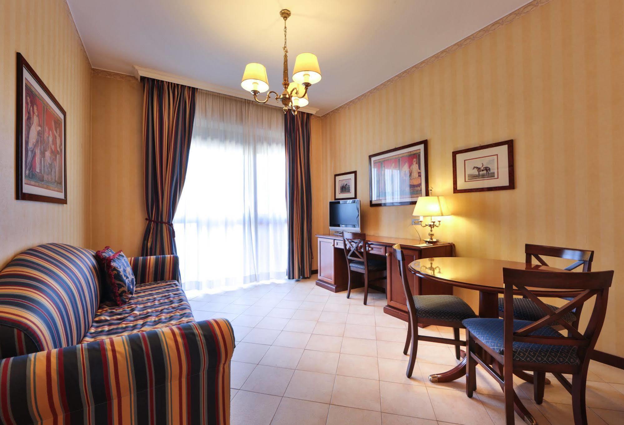 UNAWAY Hotel&Residence Contessa Jolanda Milano Esterno foto